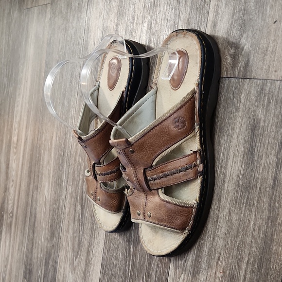 Dr. Martens Vintage Men's Tan Leather Fisherman Slip on Sandals AW004 Size 11 - Picture 2 of 12